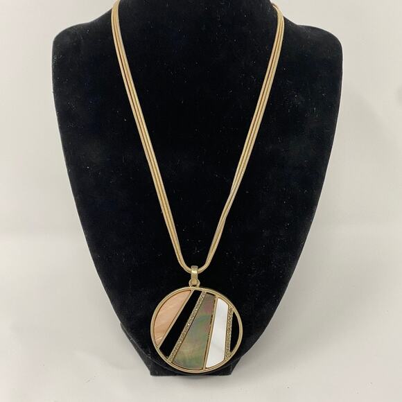 KENNETH COLE Pendant Necklace Crystal Stone Abalone Cutout Circle Gold Tone Pink - Picture 2 of 5